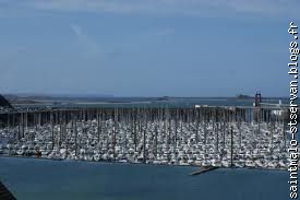Une vue magnifique sur le port des bas Sablons!